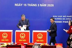 Tổng bí thư và lãnh đạo Đảng, Nhà nước hòa cùng 'Ngày hội non sông'