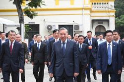 Chùm ảnh: Các đồng chí lãnh đạo Đảng, Nhà nước thực hiện quyền cử tri