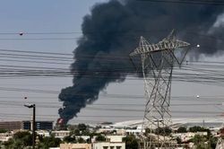 Israel phá hủy máy bay của Lãnh tụ Tối cao Iran