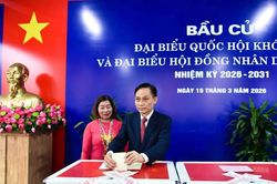 Từ lá phiếu đến niềm tin quốc tế (Kỳ cuối): Đóng góp vào thành công của ngày hội lớn
