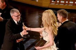 Oscar 2026: 'One Battle After Another' đại thắng với 6 giải thưởng