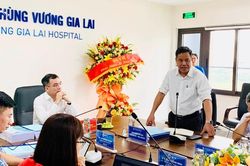 Tổng Giám đốc Hệ thống Y tế Hùng Vương Phạm Văn Học: Làm y tế phải có 'trái tim bác sĩ' và 'cái đầu của nhà quản trị'