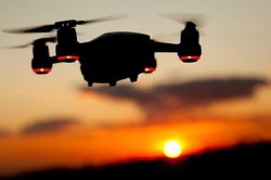 Drone xâm nhập khu vực cảng hàng không Cát Bi, hàng loạt chuyến bay phải bay chờ