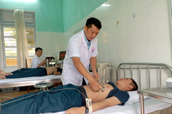 Sư đoàn Phòng không 375 chủ động chăm lo sức khỏe chiến sĩ mới