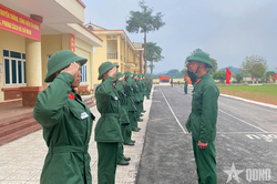 Những ngày đầu quân ngũ của chiến sĩ mới Trung đoàn 832