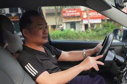 Hà Nội chuyển đổi taxi xăng sang xe điện, tài xế lo lắng điều gì?