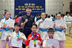 Karate Cao Bằng khởi đầu năm 2026 ấn tượng với 6 huy chương