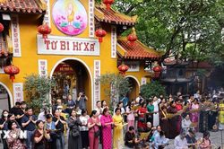 Tự do tôn giáo ở Việt Nam - Những con số không biết dối lừa