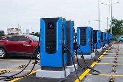Việt Nam sắp có hệ thống trạm sạc siêu nhanh, phục vụ 100 xe cùng lúc