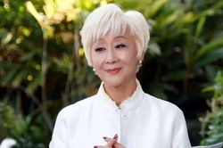 Không nhận ra diện mạo tuổi 74 của Trần Mạn Na: Phu nhân TVB gây sốt với nhan sắc không tuổi