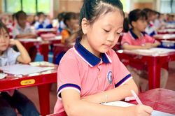 Sôi nổi Hội thi 'Nét chữ - Nết người' cấp tỉnh dành cho học sinh tiểu học