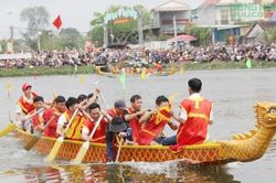 Sôi nổi các hoạt động văn hóa - thể thao tại Lễ hội đền Đức Hoàng năm 2026