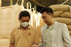 Tàu đổi tuyến, hàng đổi cảng: Doanh nghiệp Việt giữ nhịp xuất khẩu giữa sóng gió Trung Đông