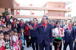 Xây trường nội trú: Công bằng trong tiếp cận giáo dục, nâng chất lượng nhân lực vùng biên