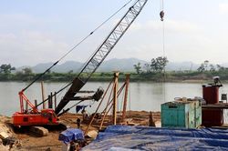 Nghệ An đốc thúc 18 dự án hạ tầng miền Tây