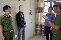 Mâu thuẫn tại quán Karaoke, thanh niên dùng chìa khóa xe đánh người lạ thương tật 62%