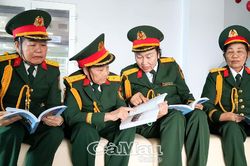 Bản hùng ca nữ pháo binh