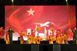 Ấn tượng đêm nghệ thuật 'Lá phiếu của niềm tin'