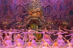 Nhà hát Nga mang tinh hoa ballet cổ điển đến Việt Nam