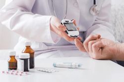 Bỏ thuốc đái tháo đường bác sĩ kê: Tự đẩy mình vào nguy hiểm