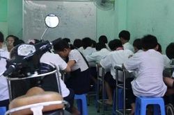Thông tư 29 siết dạy thêm: Phụ huynh lo chi phí tăng, khó kiểm soát việc học của con