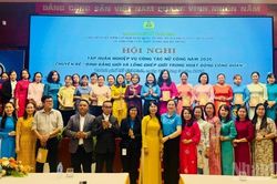 Tập huấn nghiệp vụ về công tác nữ công cho cán bộ công đoàn