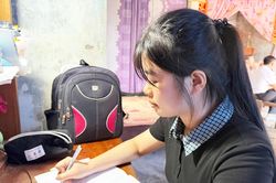 Thắp sáng ước mơ từ gian khó
