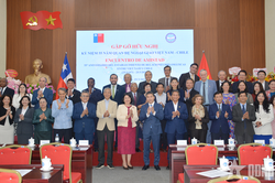 Gặp gỡ hữu nghị kỷ niệm 55 năm thiết lập quan hệ ngoại giao Việt Nam - Chile