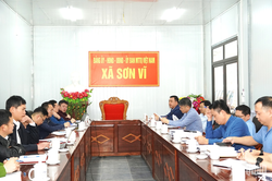 Đoàn kiểm tra, giám sát Tỉnh ủy Tuyên Quang giám sát tại Đảng ủy xã Sơn Vĩ