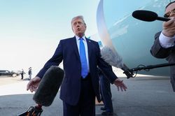 Tổng thống Mỹ Trump tiết lộ món quà từ Iran