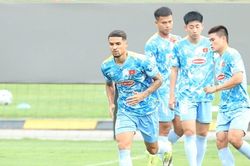 ĐT Việt Nam vs Bangladesh: HLV Kim Sang-sik tìm lời giải cho công thức tấn công mới