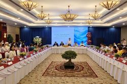Cam kết của lãnh đạo, niềm tin của nhà đầu tư