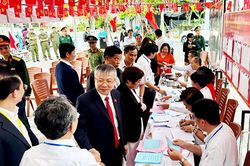 Trách nhiệm trước nhân dân: Biến lời hứa thành hành động