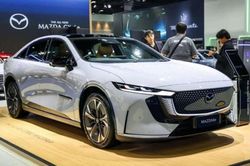 Cận cảnh sedan điện Mazda 6e ra mắt tại Thái Lan, giá từ 942 triệu đồng