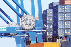 Cước phí vận chuyển hàng hóa trong nước đã tăng 15-20%