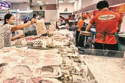 Doanh nghiệp chung tay nỗ lực bình ổn thị trường
