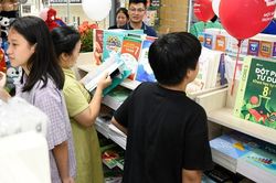 Nhiều nhóm ebook đóng cửa, ai sẽ 'thiệt thòi' nhất và nên làm gì để khắc phục?