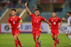 Xuân Mạnh bị chấn thương ở ngón chân