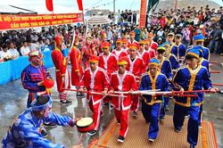 Giữ lễ, giữ làng để đi đường dài