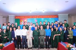 'Mãi khắc ghi lời Bác dạy' - Ngọn lửa soi đường thế hệ trẻ hôm nay