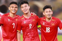 Tuyển Việt Nam thắng dễ Bangladesh: Chỉ hài lòng một nửa