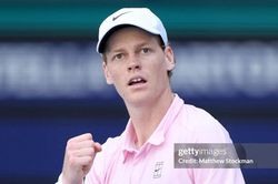 Jannik Sinner hạ gục Tiafoe tại Miami Open: Kỷ lục lịch sử và tham vọng Sunshine Double