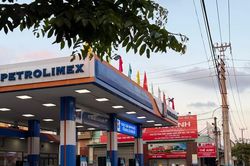 Chính thức giảm thuế môi trường, VAT, thuế tiêu thụ đặc biệt với xăng dầu đến 15-4