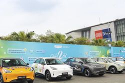 Geely EX2 chào sân Việt Nam: Xe điện bán chạy nhất Trung Quốc có giá từ 459 triệu đồng