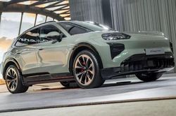 Porsche Cayenne Electric 2026 ra mắt tại Đông Nam Á, giá từ 5,061 tỷ đồng