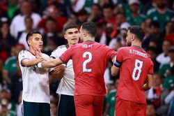 Hàng công Bồ Đào Nha bất lực trong ngày vắng Ronaldo