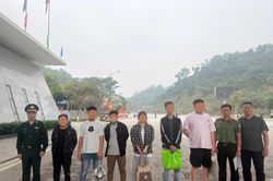 Trục xuất 6 người nước ngoài nhập cảnh trái phép