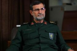 Xung đột Trung Đông: Tư lệnh hải quân IRGC tử vong; Iran tuyên bố phá hủy các mục tiêu của Mỹ; Đại sứ của Tehran tại Lebanon phớt lờ lệnh trục xuất
