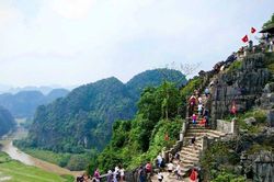 Hang Múa Ninh Bình điều chỉnh giá vé từ 1/4, hướng tới nâng cấp dịch vụ và trải nghiệm du khách