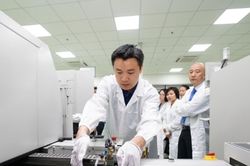 Xây dựng danh mục chip chuyên dụng nhà nước đặt hàng, trình Thủ tướng trong quý II/2026